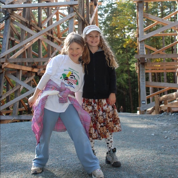 Meet your Posher, Mira - Picture 1 of 1